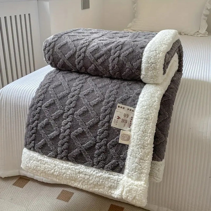 Reversible Sherpa Fleece Bedspread