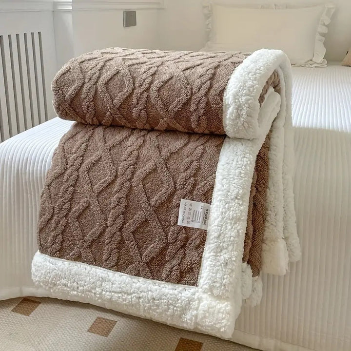 Reversible Sherpa Fleece Bedspread