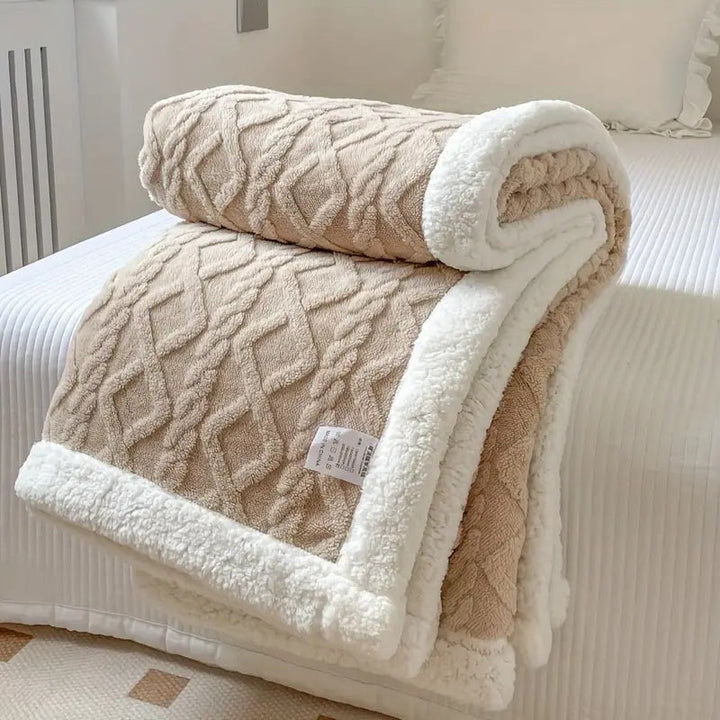 Reversible Sherpa Fleece Bedspread