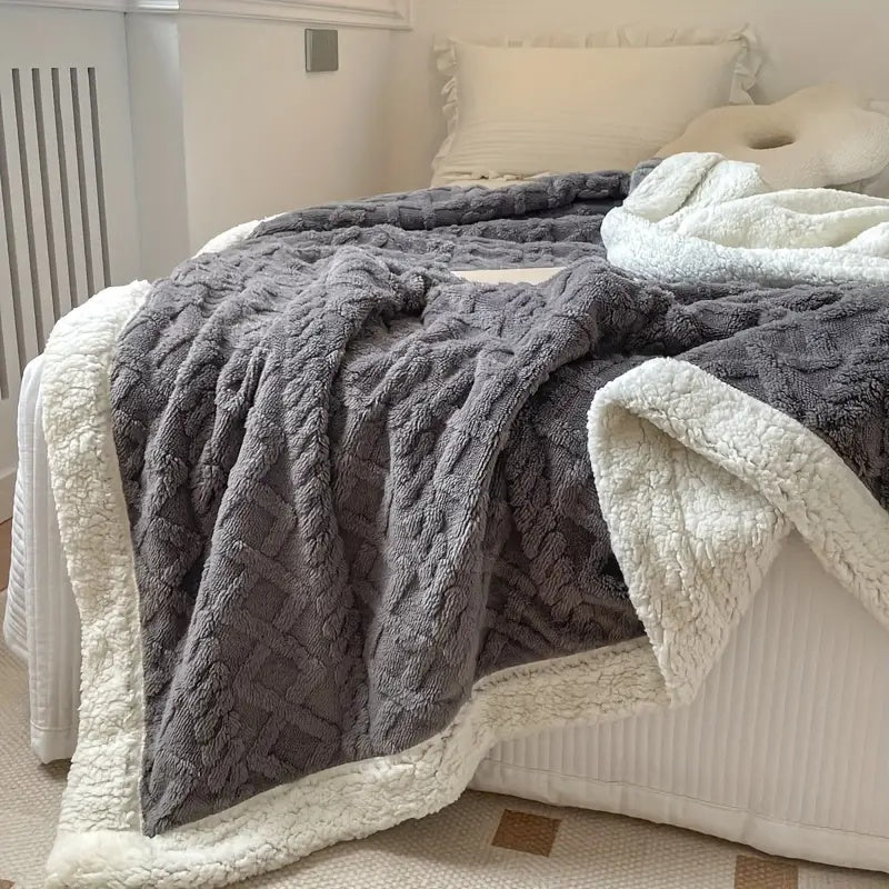 Reversible Sherpa Fleece Bedspread