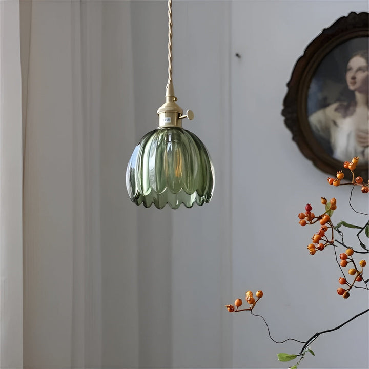 Hanging light with flower glass – Japanese design for cozy spaces | Kalsten