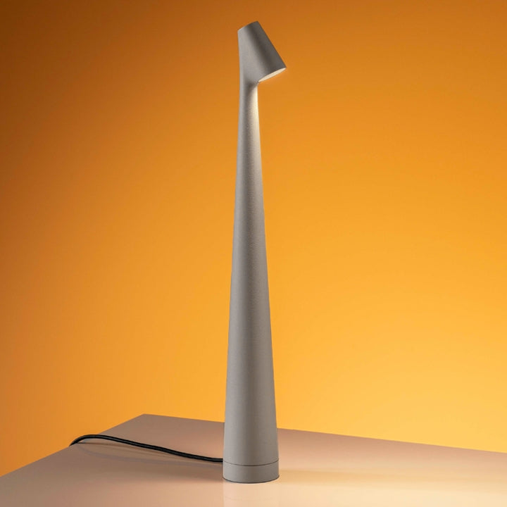 Sculpting Table Lamp Wireless LED Lamp Solid Aluminium 10000mAh Battery 3-Level Dimming CRI 90 USB-C Charging Port Warm White 2700K | Kalsten