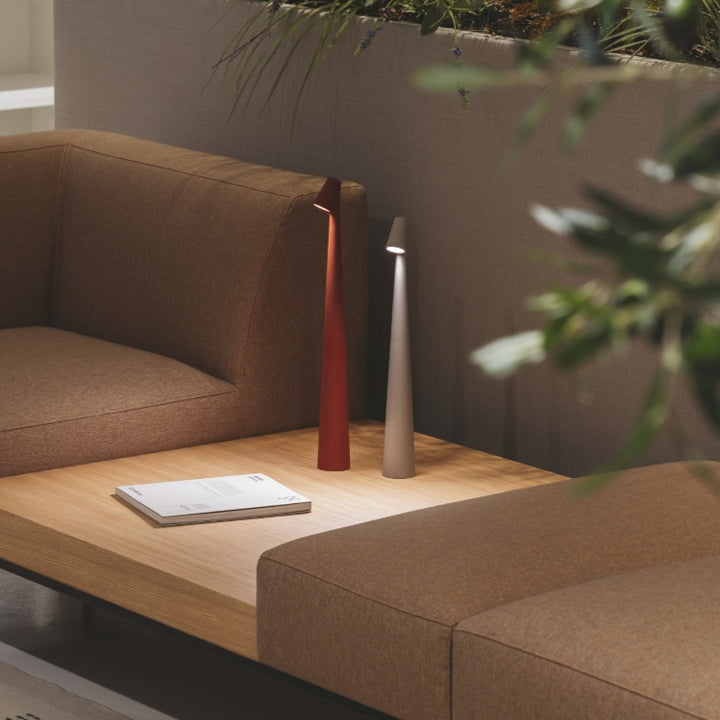 Sculpting Table Lamp Wireless LED Lamp Solid Aluminium 10000mAh Battery 3-Level Dimming CRI 90 USB-C Charging Port Warm White 2700K | Kalsten