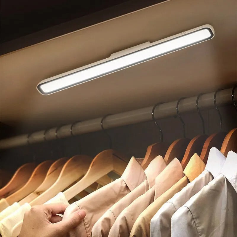 GlowLine – Minimalistic LED Light Bar with Innovative Functionality | Kalsten