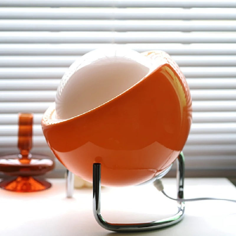 Kalsten | Glass table lamp in Bauhaus style for artistic atmosphere