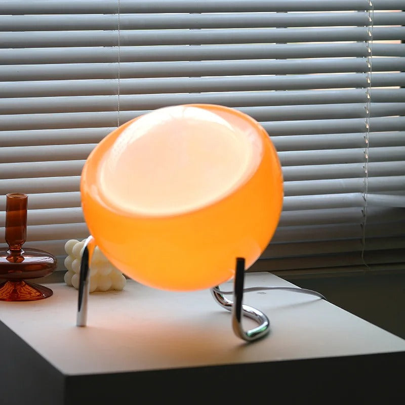 Kalsten | Glass table lamp in Bauhaus style for artistic atmosphere