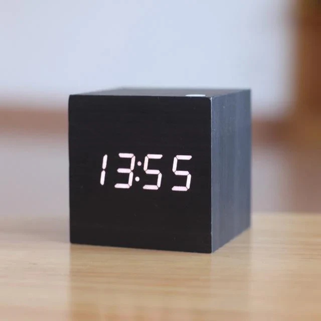 Kalsten | Modern Digital Wood Clock