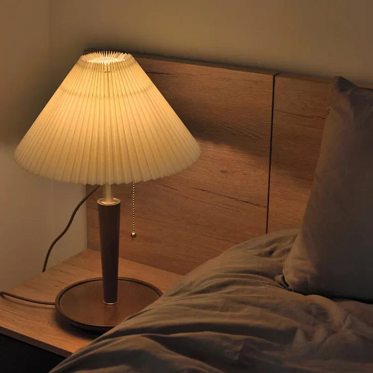 Elegant Vintage Woodly Table Lamp - Table Lamp with Pleated Design Kalsten