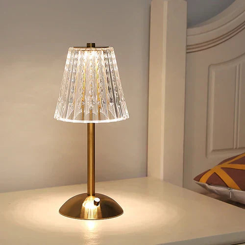– Gold crystal table lamp | Kalsten