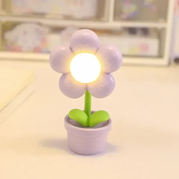 Small Flower Relaxing Table Lamp - BlossomGlow | Kalsten